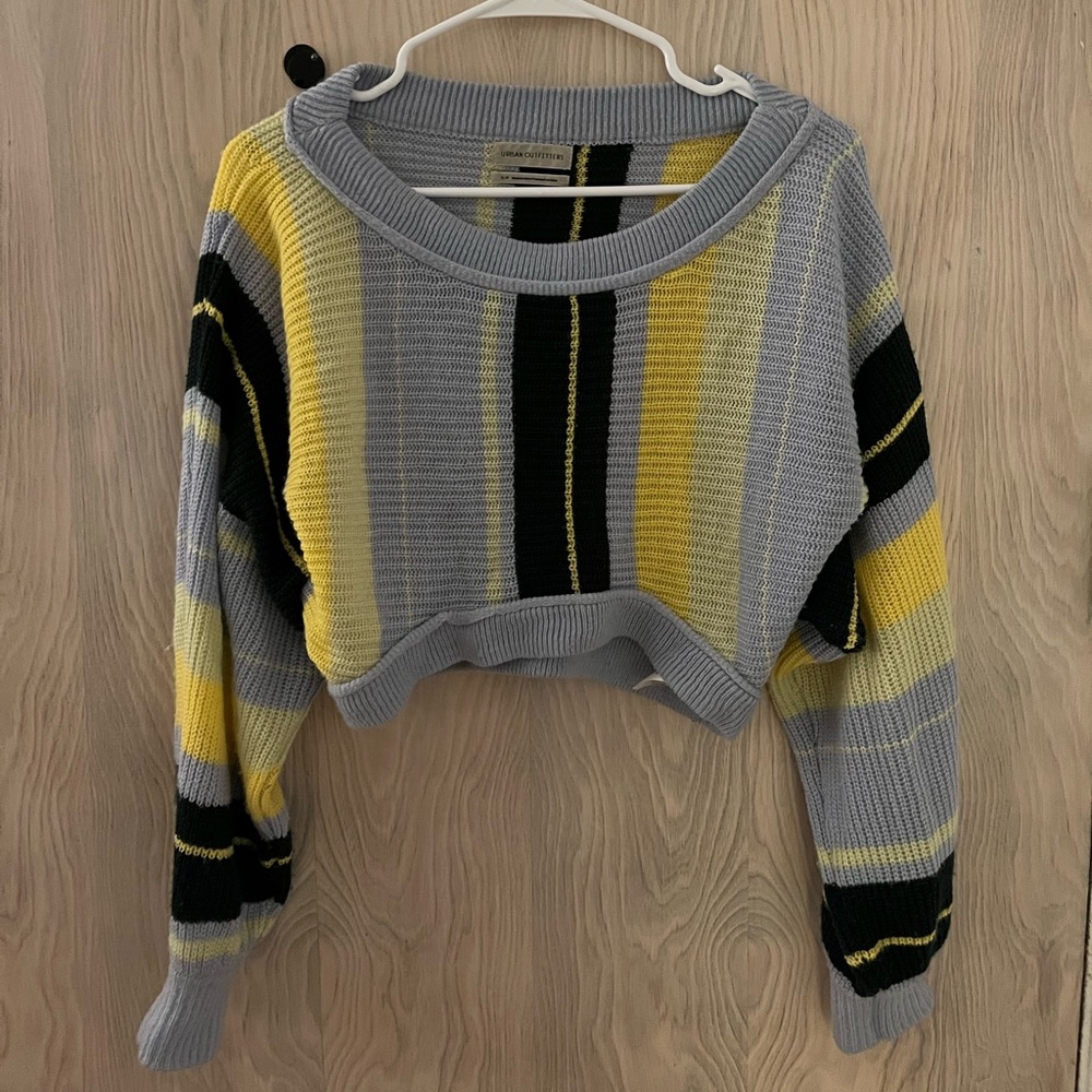 size small blue yellow and green urban outfitters cropped sweater